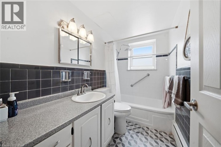 Photo 5 at 508 - 87 St George Street, Terrace Hill, Brantford