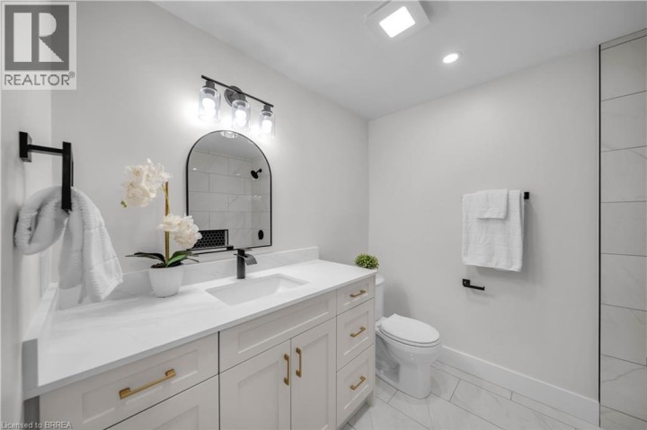 Photo 18 at 34 Sky Acres Drive, Sky Acres, Brantford