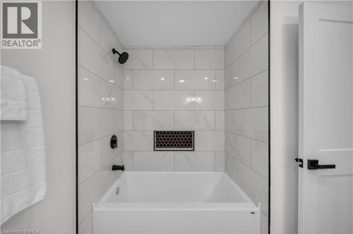 Photo 19 at 34 Sky Acres Drive, Sky Acres, Brantford