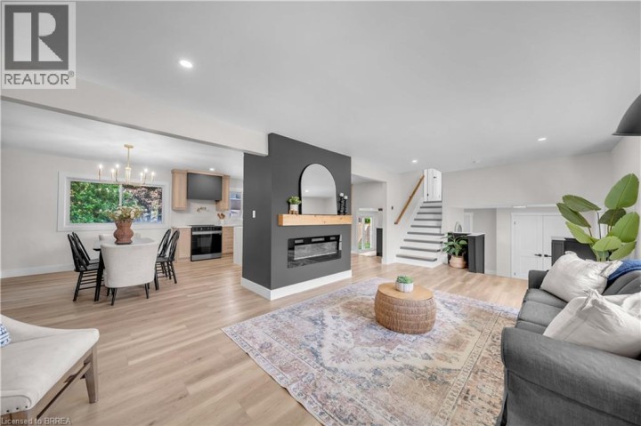 Photo 5 at 34 Sky Acres Drive, Sky Acres, Brantford