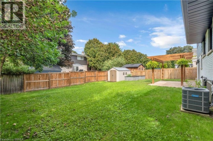 Photo 46 at 34 Sky Acres Drive, Sky Acres, Brantford