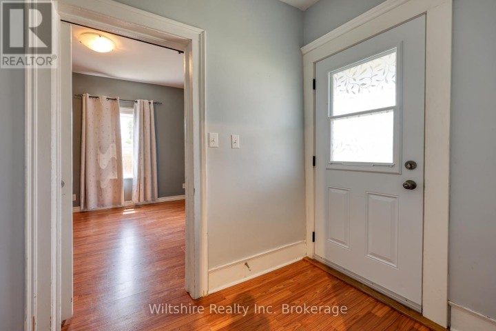 Photo 11 at 52 Bidwell Street, Tillsonburg