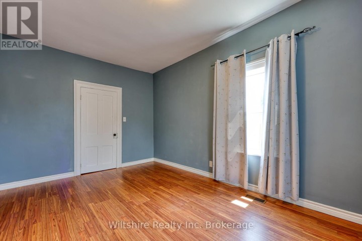 Photo 13 at 52 Bidwell Street, Tillsonburg