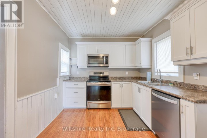 Photo 16 at 52 Bidwell Street, Tillsonburg