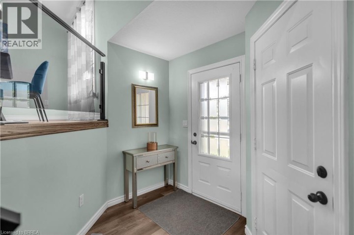 Photo 5 at 4 Dowden Avenue, Donegal / Mcguiness, Brantford