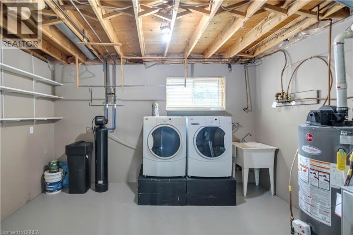 Photo 36 at 4 Dowden Avenue, Donegal / Mcguiness, Brantford