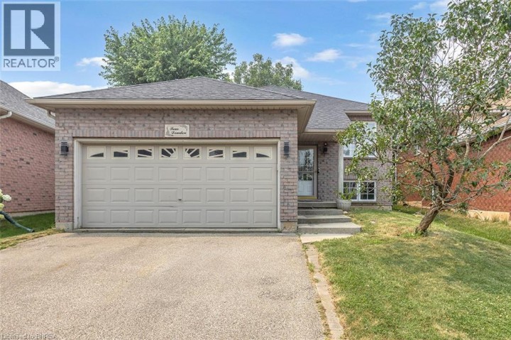 Photo 1 at 4 Dowden Avenue, Donegal / Mcguiness, Brantford