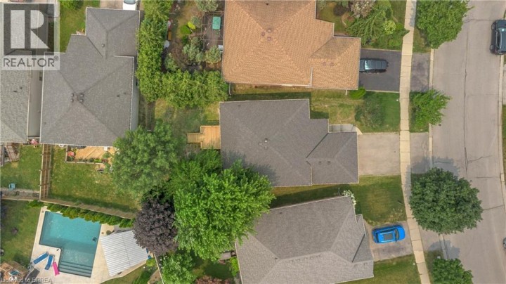 Photo 47 at 4 Dowden Avenue, Donegal / Mcguiness, Brantford