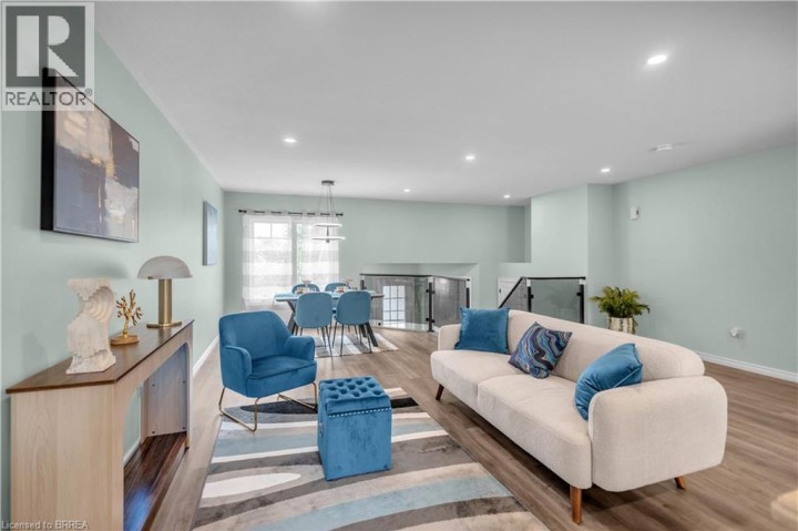 Photo 9 at 4 Dowden Avenue, Donegal / Mcguiness, Brantford