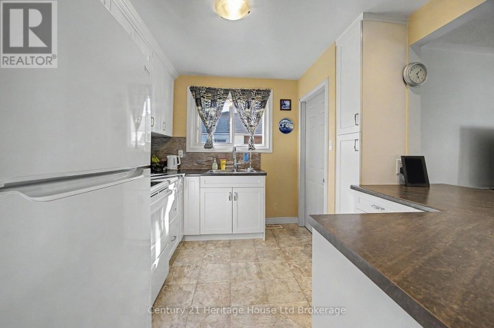 Photo 5 at 128 King Hiram Street, Ingersoll - North, Ingersoll