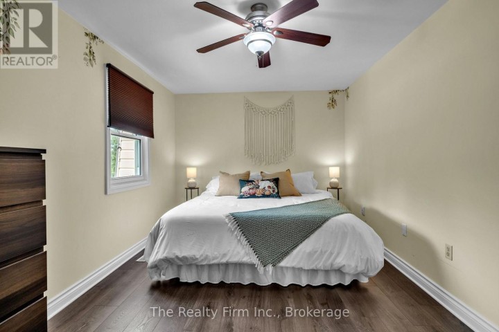 Photo 15 at 12 - 598 Durham Crescent, Woodstock - North, Woodstock