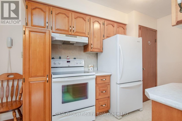 Photo 9 at 20 E George Street, Innerkip, Woodstock