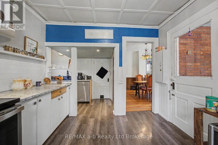 Photo 15 at 225 Graham Street, Woodstock - North, Woodstock