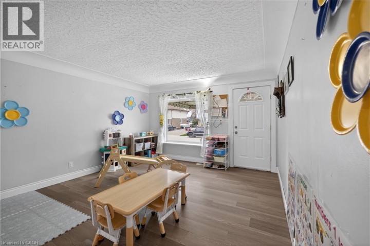 Photo 10 at 73 Avondale Street, Echo Place, Brantford