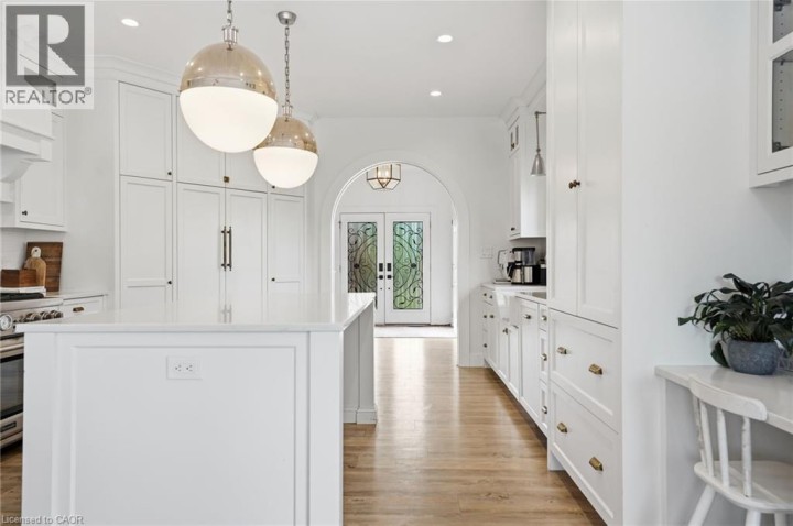 Photo 12 at 1422 E Colborne Street, Se Rural, Brantford