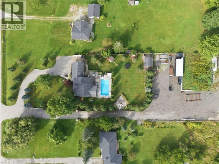 Photo 6 at 1422 E Colborne Street, Se Rural, Brantford
