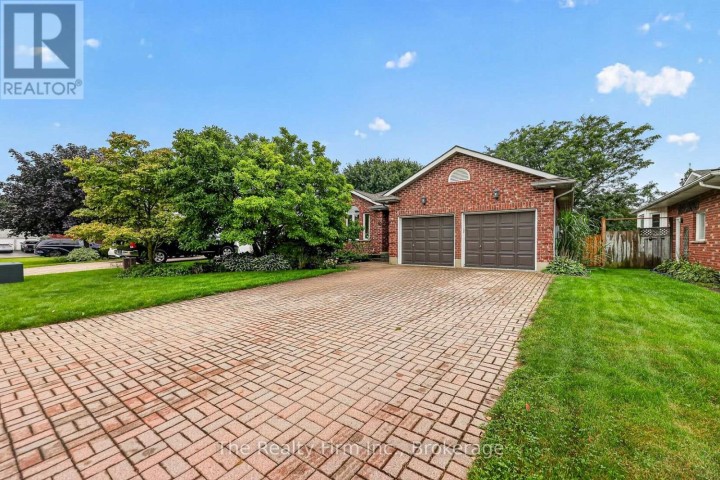 Photo 2 at 55 Mason Drive, Ingersoll - South, Ingersoll