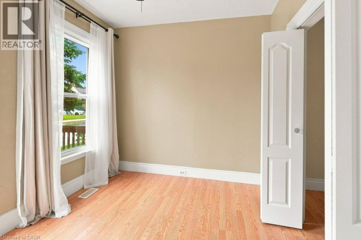 Photo 7 at 69 Stanley Street, Echo Place, Brantford