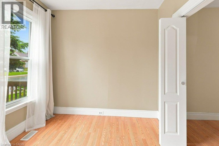 Photo 8 at 69 Stanley Street, Echo Place, Brantford