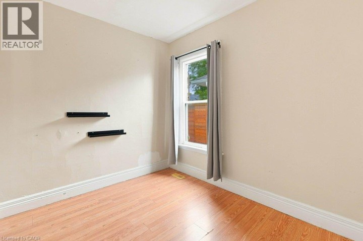 Photo 15 at 69 Stanley Street, Echo Place, Brantford