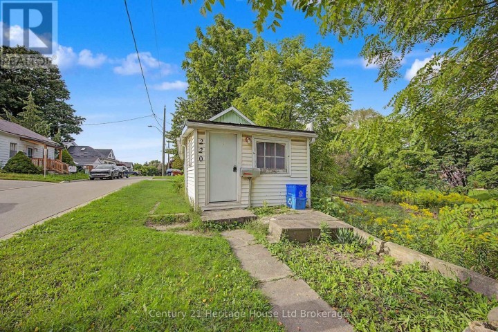 Photo 1 at 220 W King Street, Ingersoll - South, Ingersoll