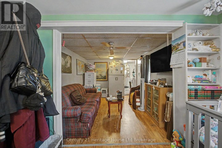 Photo 3 at 220 W King Street, Ingersoll - South, Ingersoll