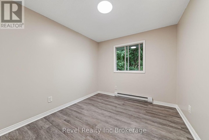 Photo 30 at 995 Cree Avenue, Woodstock - North, Woodstock
