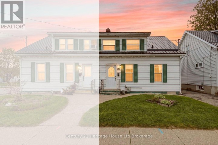 Photo 2 at 138 Main Street, Woodstock - South, Woodstock