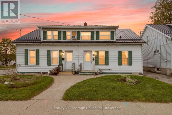 Photo 3 at 138 Main Street, Woodstock - South, Woodstock