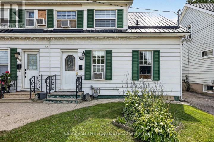 Photo 4 at 138 Main Street, Woodstock - South, Woodstock