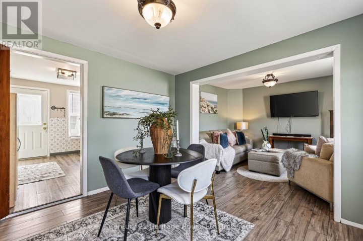 Photo 7 at 138 Main Street, Woodstock - South, Woodstock