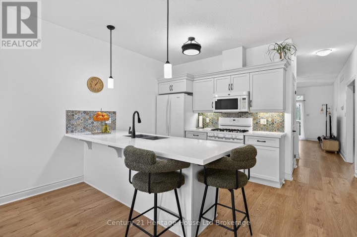 Photo 6 at 9 - 111 E King Street, Ingersoll - South, Ingersoll