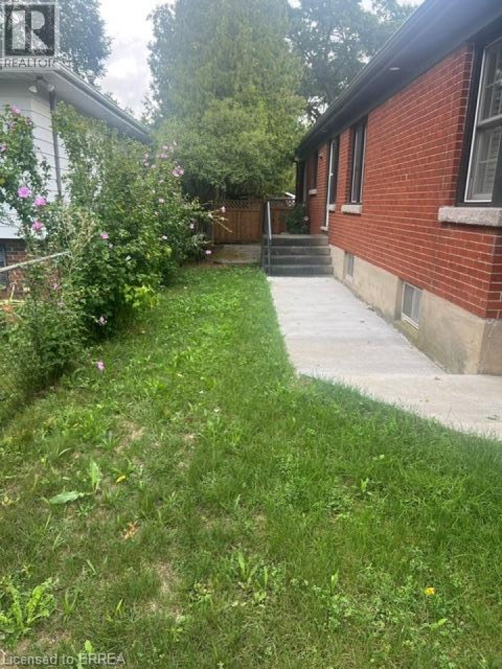 Photo 37 at 30 Proctor Avenue, Echo Place, Brantford