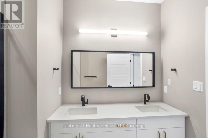 Photo 19 at 704 - 361 Quarter Town Line, Tillsonburg
