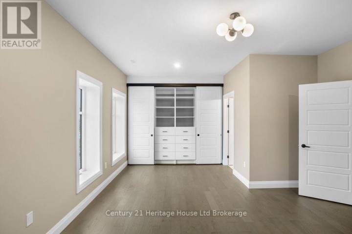Photo 12 at 703 - 361 Quarter Town Line, Tillsonburg