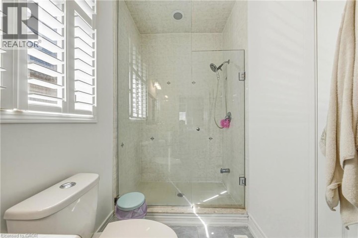 Photo 29 at 37 Lambert Crescent, Empire South, Brantford