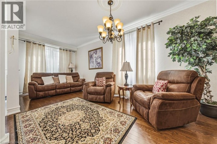 Photo 7 at 37 Lambert Crescent, Empire South, Brantford