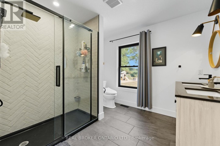Photo 24 at 115 Lakeshore Road, Rural Houghton, Norfolk County