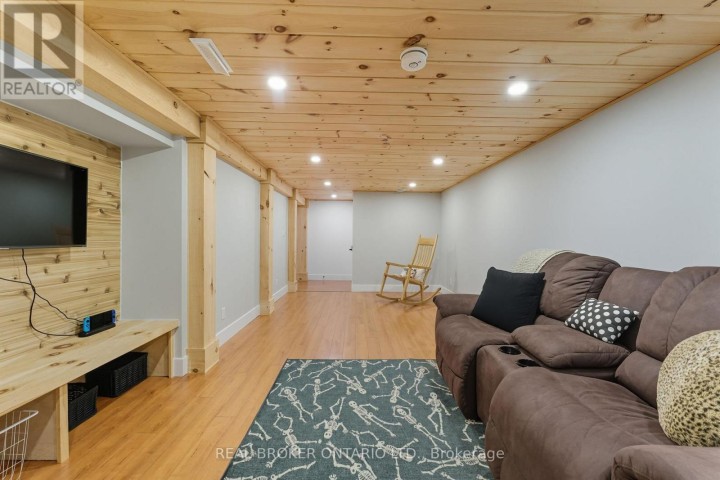 Photo 30 at 115 Lakeshore Road, Rural Houghton, Norfolk County