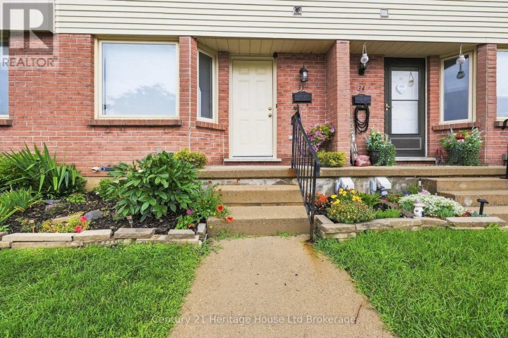 Photo 3 at 33 - 1115 Nellis Street, Woodstock - North, Woodstock