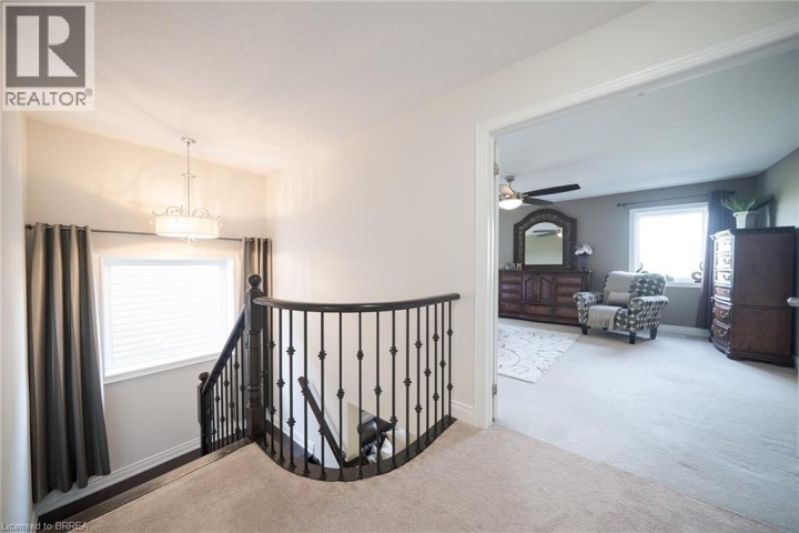 Photo 24 at 10 Bisset Avenue, Empire South, Brantford