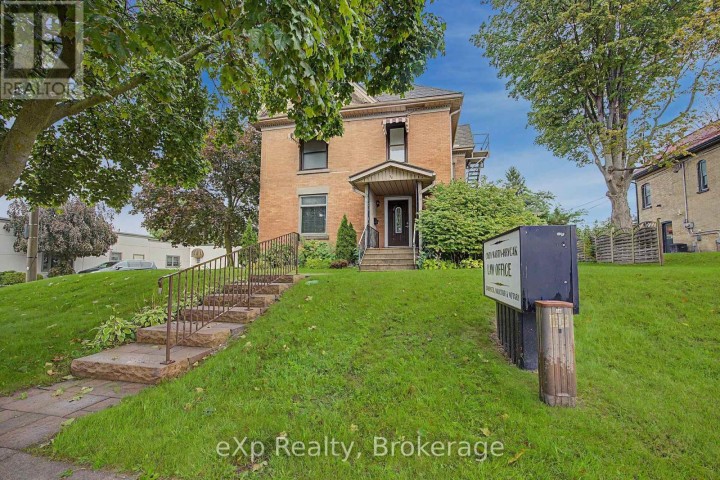 Photo 2 at 22 Harvey Street, Tillsonburg