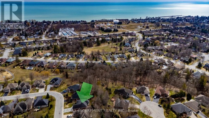 Photo 4 at 122 Don Jon Boulevard, Port Dover, Norfolk County