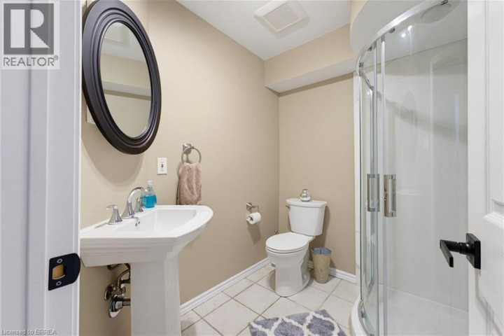 Photo 28 at 82 Olivetree Road, Mayfair, Brantford
