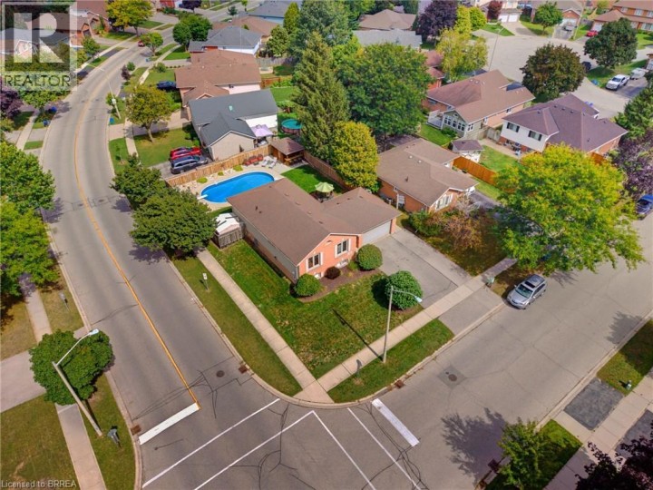 Photo 37 at 82 Olivetree Road, Mayfair, Brantford