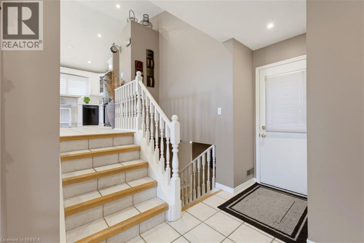 Photo 8 at 82 Olivetree Road, Mayfair, Brantford