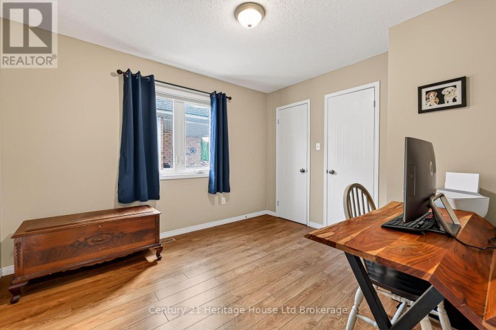 Photo 15 at 6 Crusoe Place, Ingersoll - North, Ingersoll