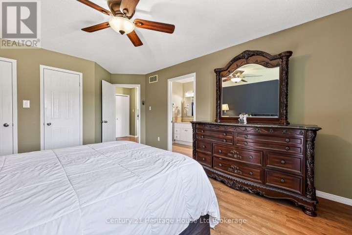 Photo 17 at 6 Crusoe Place, Ingersoll - North, Ingersoll
