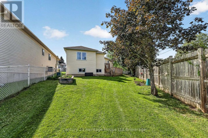 Photo 38 at 6 Crusoe Place, Ingersoll - North, Ingersoll