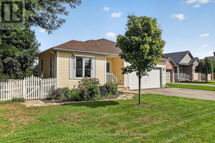Photo 5 at 6 Crusoe Place, Ingersoll - North, Ingersoll
